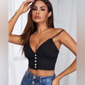 Flower strapped button down tank